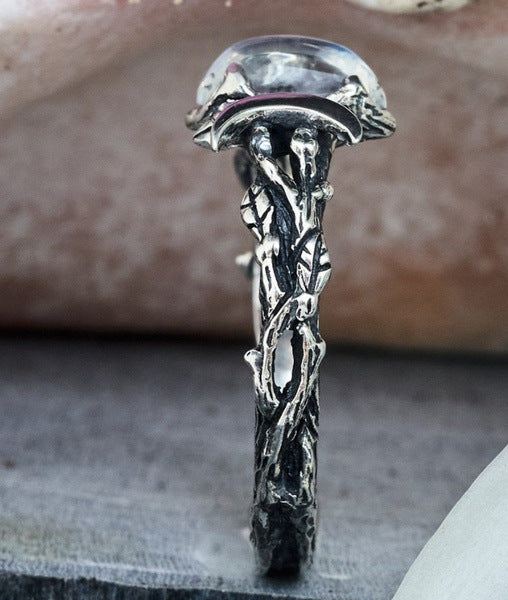 SILVER MOONSTONE CRESCENT VINTAGE RING
