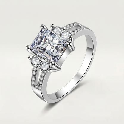 SILVER AMETHYST EMERALD CUT VINTAGE RING