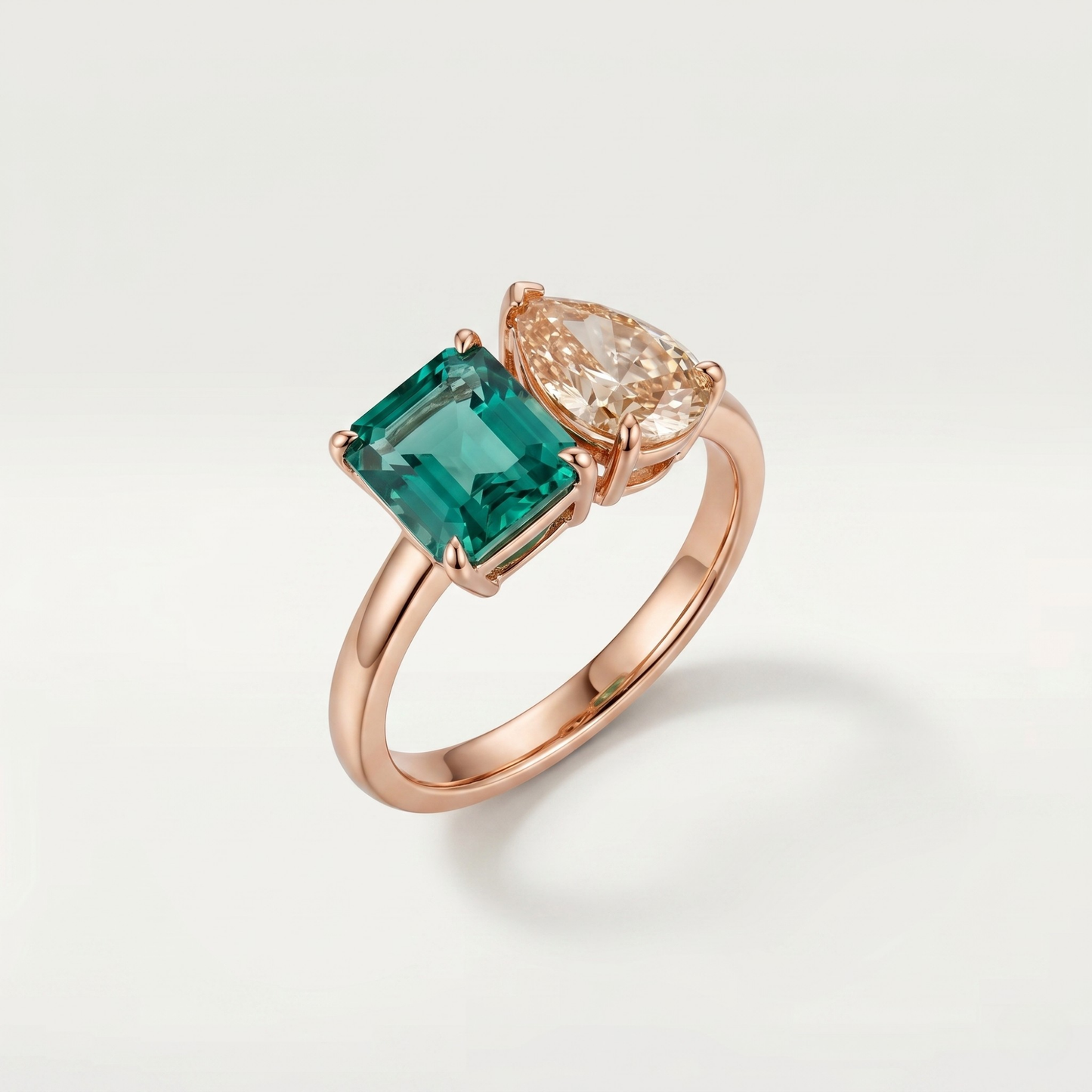 GOLD EMERALD & CHAMPAGNE DOUBLE STONE RING