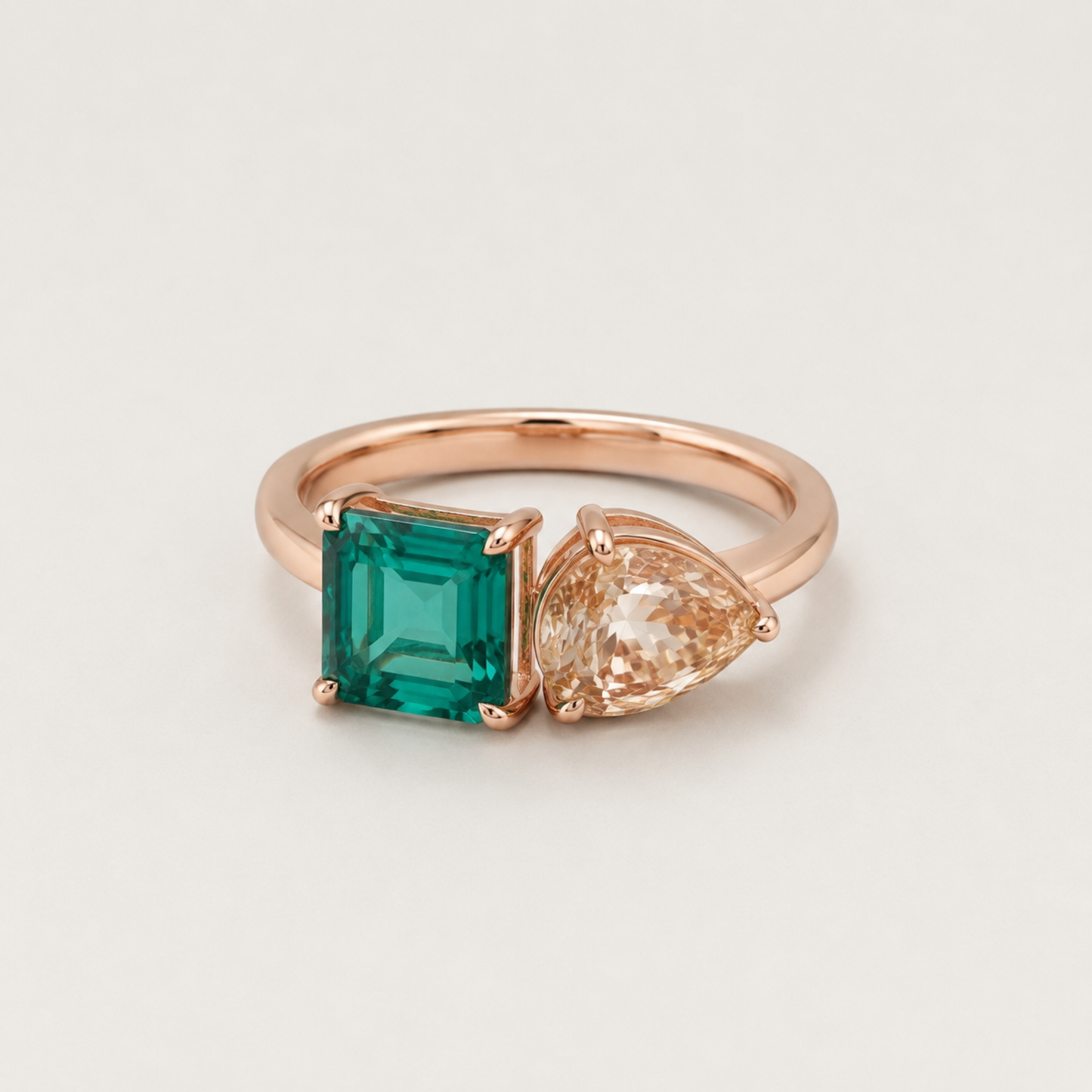 GOLD EMERALD & CHAMPAGNE DOUBLE STONE RING