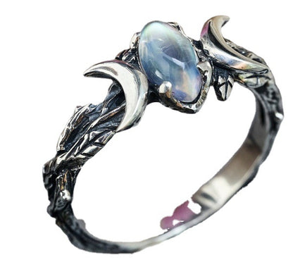 SILVER MOONSTONE CRESCENT VINTAGE RING